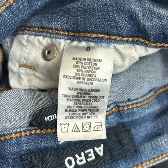 Aero jeans shorts size 9 distressed stretch - Picture 7 of 7